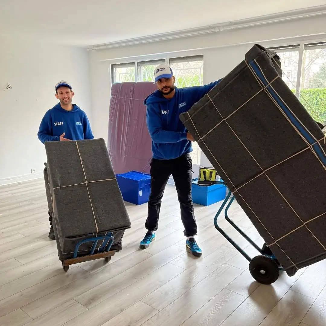 Équipe MovingMaroc au travail